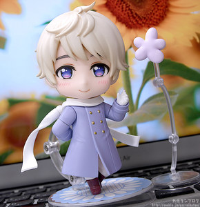 黑塔利亚本田菊手办