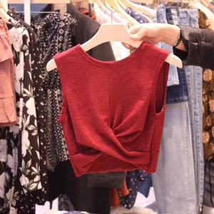 十三行夏季新款红色无袖圆领背心女装短款不规则t恤韩版简约上衣