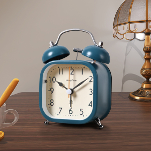 方形复古小闹钟学生用强力叫醒2021新款儿童男孩专用小米起床神器