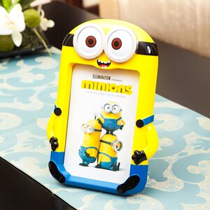 个性小黄人创意相框7寸摆台卡通可爱照片竖像框新品儿童学生画框