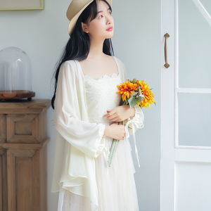 白色长袖雪纺防晒衬衫外套女夏季超仙森系搭配裙子上衣2023新薄款
