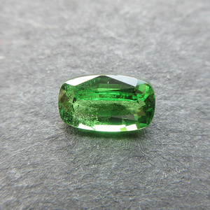 57天然非洲沙弗莱铬钒钙铝榴石绿色石榴石长方琢形裸石0.9ct