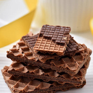 俄罗斯进口趣咔哆酥脆华夫威化饼干奶油巧克力可可味脆皮零食网红