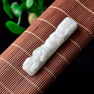 天然缅甸a货翡翠龙勾吊坠飘阳绿玉龙勾玉坠 玉石望子成龙挂件带证