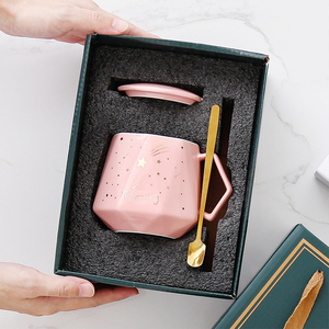 伴娘随手礼盒结婚