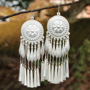 大凉山彝族新款银饰耳环百搭不掉色银色耳饰