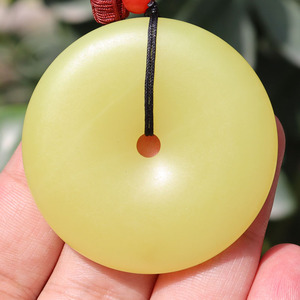 方言和田玉精品收藏级新品辽宁岫玉鸡油黄平安扣吊坠挂件t