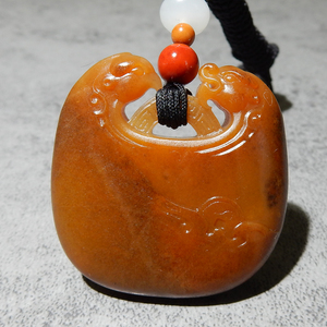 和田玉原生黄玉籽料