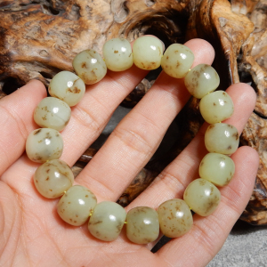 方言和田玉精品巨漏新疆且末料黄口带草花老型珠手链手串回馈w