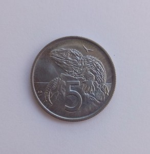 新西兰60-70年代5分硬币 伊丽莎白二世青年版 全新品unc