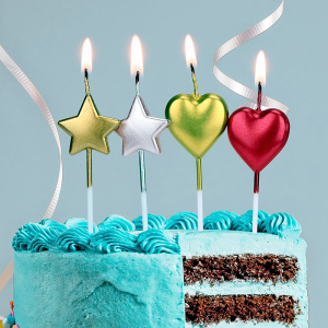 生日蜡烛焰火心形