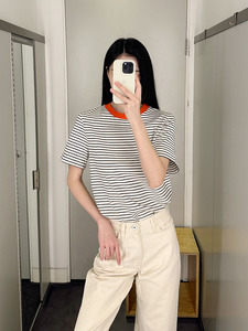 极简COS风修身版型桔色圆领短袖白黑条纹简约23夏季新款通勤女T恤