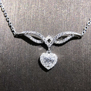 18k金钻石项链 天使之心20分心形钻石吊坠套链锁骨链