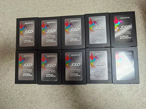 000人付款淘宝威刚sp900 128g固态硬盘 拆