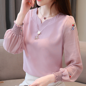 长袖雪纺衫秋装女装2022新款早秋时尚v领上衣女超仙洋气打底衫潮