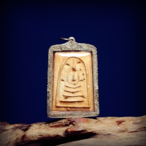 000人付款淘宝阿赞多19金崇迪佛像 泰国佛牌纯银 男女通用吊坠项链 带