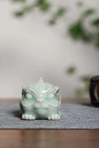 陶瓷艺术貔貅小神兽茶宠龙泉青瓷朱昊琦制作茶具配件卡通单个