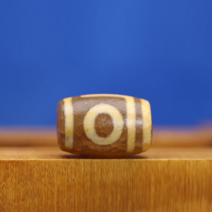 西藏天然玛瑙 酥油供一眼靠山天珠20*14mm超顶项链吊坠锁骨链手串