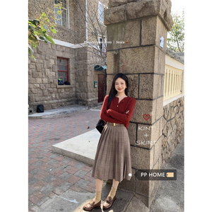 PPHOME首尔艺高~复古红色圆领针织开衫毛衣格纹半身裙时尚两件套