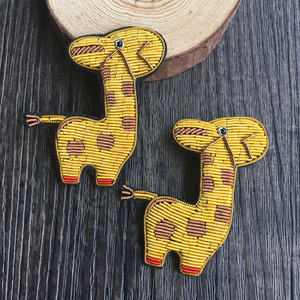 49隆须良品淘宝卡通梅花鹿小鹿头藏羚羊圣诞白色麋鹿小动物背胶刺绣