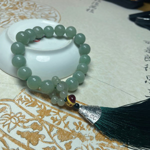 佘太翠清十八子手持蚕丝玉冰种青白玉手串加跑环绕指柔佛珠文玩手