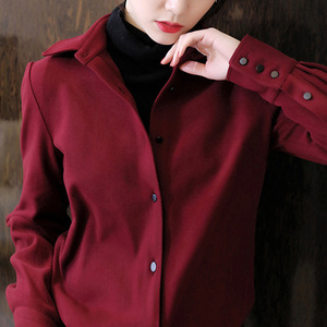 酒红色衬衫女复古港味长袖磨毛衬衣秋冬气质冬季内搭叠穿打底上衣