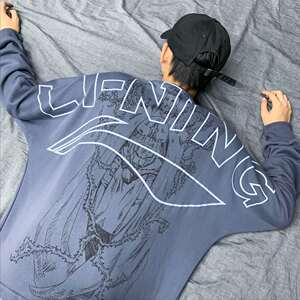 李宁雾霾蓝卫衣