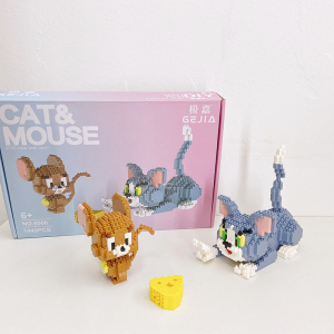 00小小小丶武淘宝微颗粒积木猫和老鼠兼容乐高汤姆和杰瑞手办钻石