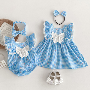 夏季婴儿纯棉衣服女童短袖格子婴儿三角包屁衣女宝宝连衣裙姐妹装