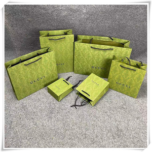 专柜gucci古驰古奇绿色包装口红香水衣服t恤围巾腰带礼盒礼品袋子