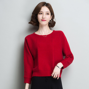新年大红色女士毛衣外穿慵懒宽松短款上衣2021新款秋冬洋气打底衫