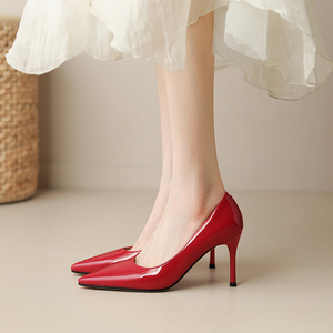24新款女鞋大码鞋单跟细高跟尖头气质婚鞋定婚鞋浅口真皮红色小码