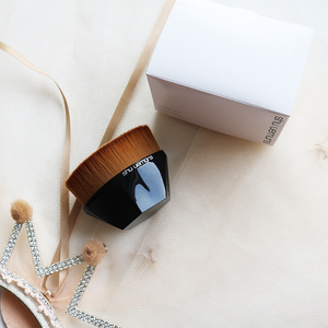 日本shu uemura植村秀55号粉底刷无痕彩妆工具刷子魔术化妆刷正品