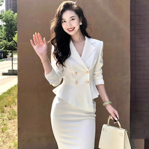 白色高级感西装套装女春秋季韩版气质职业正装a字半身裙子两件套