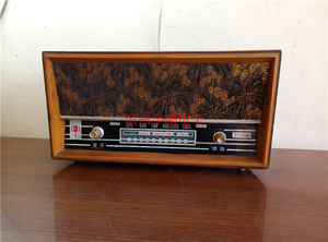 老收音机老物件古董老晶体管收音机老戏匣子老木壳电子管收音机