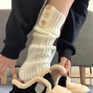 白色袜套女款配雪地靴毛毛鞋秋冬堆堆袜纽扣小腿袜设计感袜子腿套