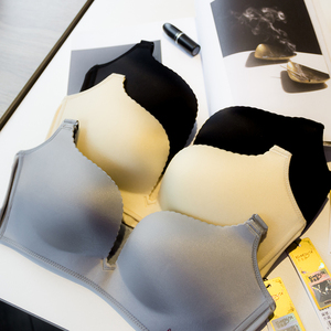 若曼莎无钢圈内衣正品一片式无痕收副乳聚拢文胸套装3811诺曼莎