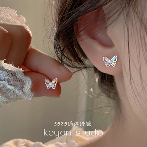 s925纯银彩钻蝴蝶耳钉女小众设计甜美气质简约日常百搭养耳洞耳饰