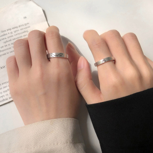 日韩情侣牵手戒指s925纯银女个性插画冷淡风戒指男学生异地恋对戒