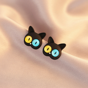 日系可爱猫咪耳钉日常小众独特设计感甜美耳环蚊香盘无耳洞耳夹女