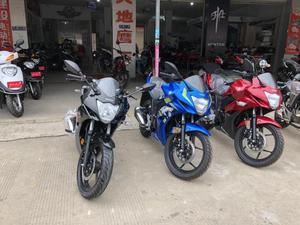 铃木极客飒155跑车街车趴赛摩托车国四电喷全新gsx150f