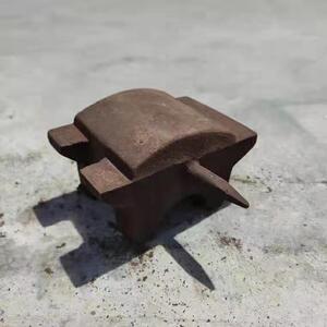 民俗老物件老铁砧子铁匠铁墩子老式怀旧收藏仿古老铁器 小铁砧子
