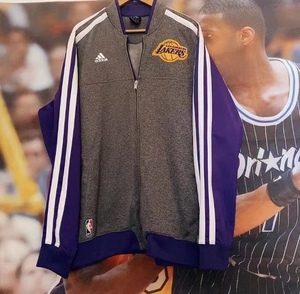 湖人科比布莱恩特出场服外套