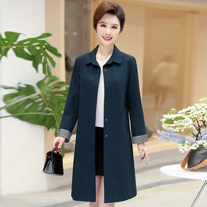 中老年女春秋大码外套洋气中长款妈妈春装新款上衣40岁50女士风衣