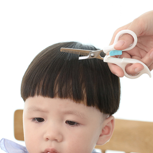 宝宝理发剪刀家用婴儿童自己剪刘海神器打薄剪发专用牙剪平剪工具