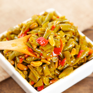 酸辣豆角豇豆即食咸菜酸辣豇豆下饭菜开胃菜酸辣红油豆角虹豆袋装