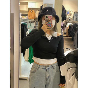 300斤胖mm大码假两件t恤女早秋宽松破洞叠穿设计感长袖上衣打底衫