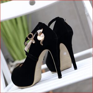 送闺蜜女朋友细跟生日礼物公主水晶鞋18岁成人礼灰姑娘高跟鞋成年