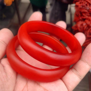 天然南红玛瑙手镯哑光磨砂云南保山宝山柿子四川红满色满肉女款