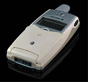 索尼爱立信翻盖手机